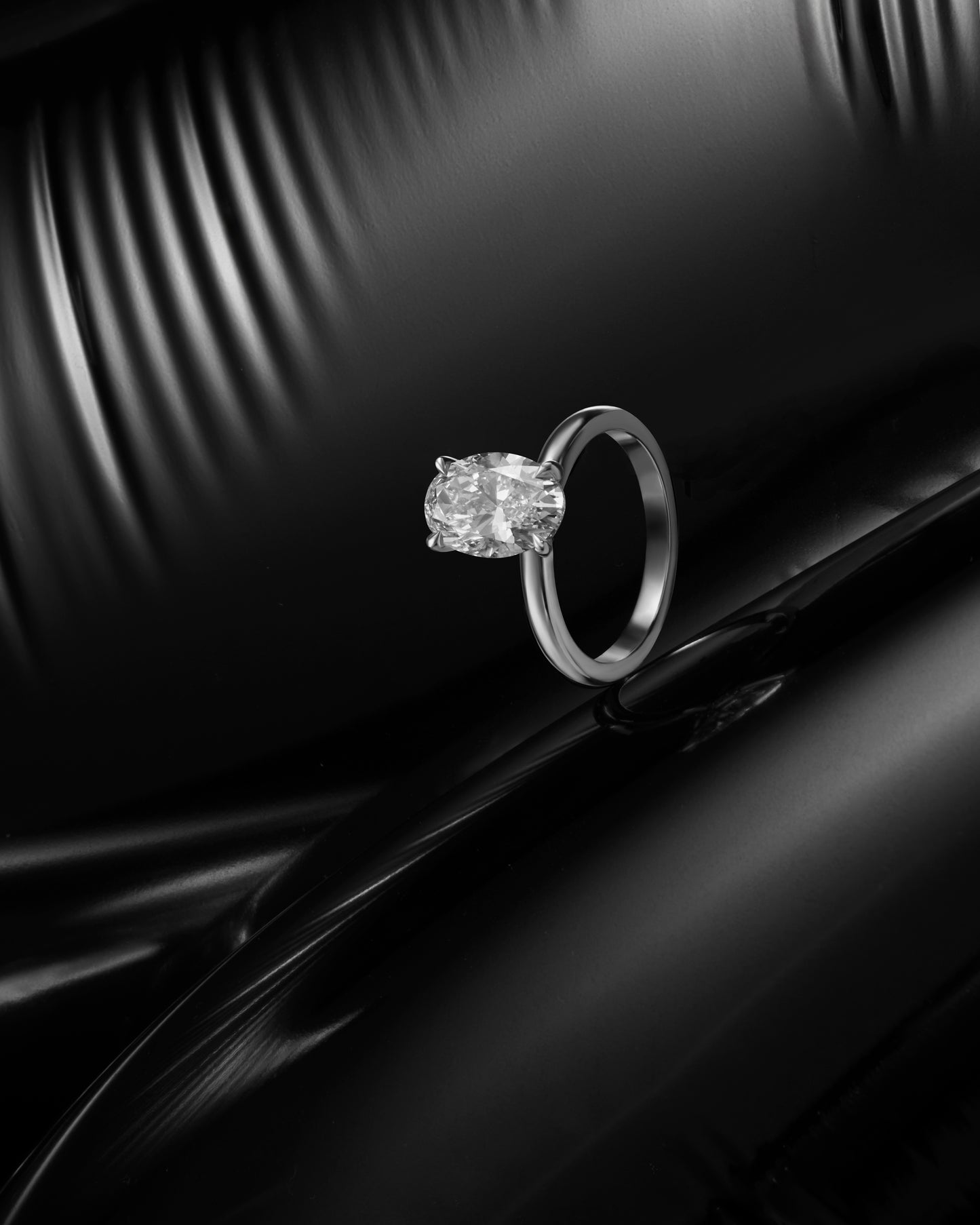 Oval cut Diamond Engagement ring